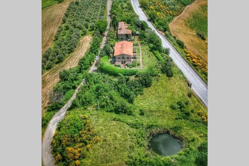 Appartamento Il Nido Volterra Exterior foto